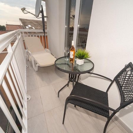 Apartment Antonio Baška Voda Dış mekan fotoğraf